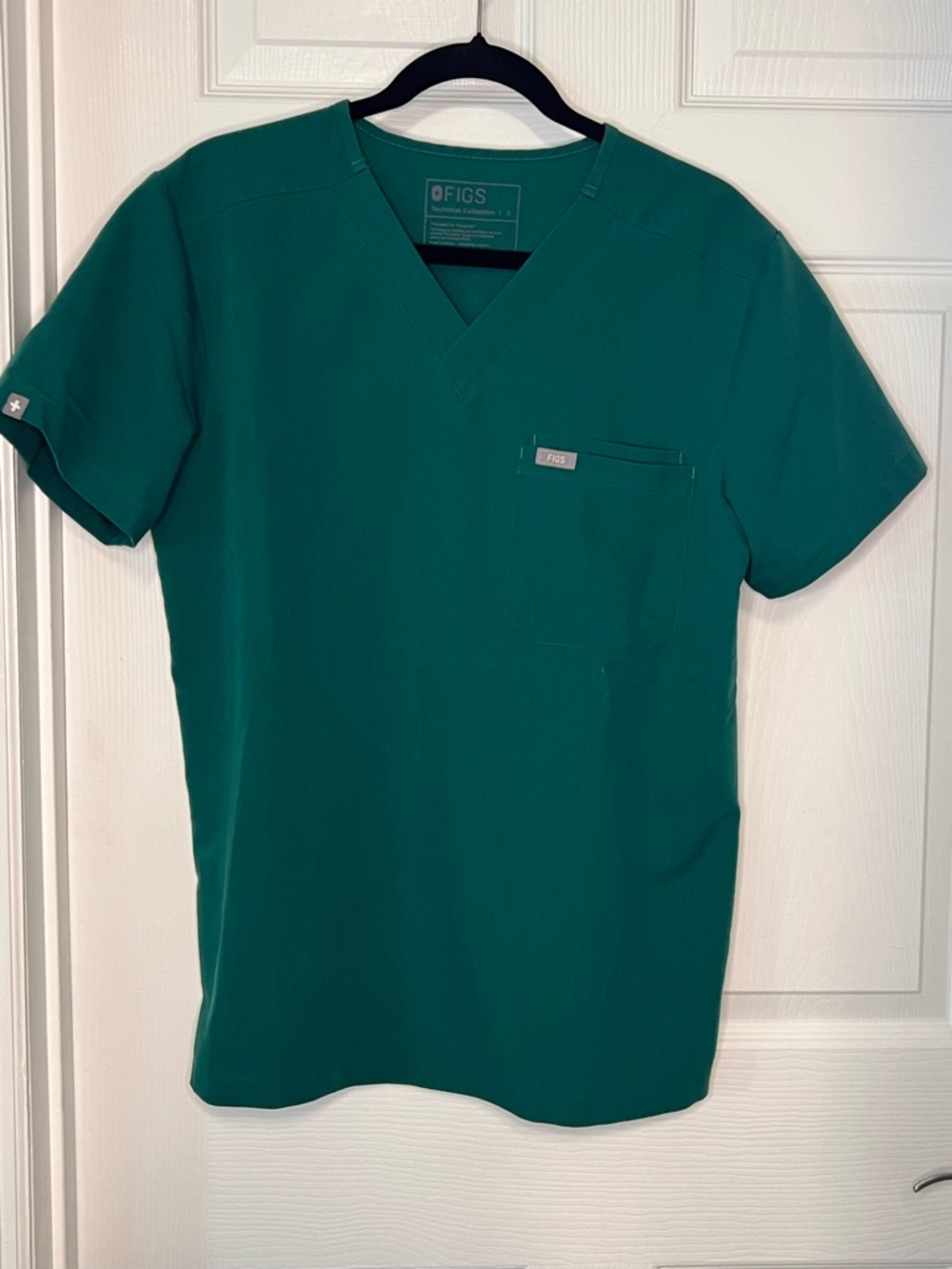 Figs Catarina Scrub Top in Forest Green